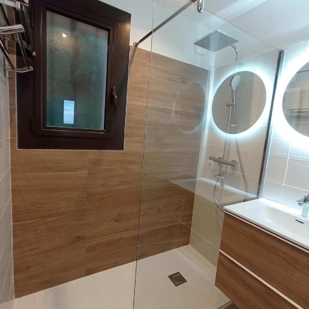 6Amb38 Villa Avec Terrasse Dans Residence Avec Piscine Commune 콜리우르 외부 사진